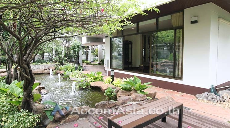 12  4 br House For Rent in Sukhumvit ,Bangkok BTS Ekkamai AA14571