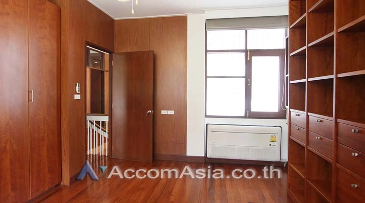 16  4 br House For Rent in Sukhumvit ,Bangkok BTS Ekkamai AA14571