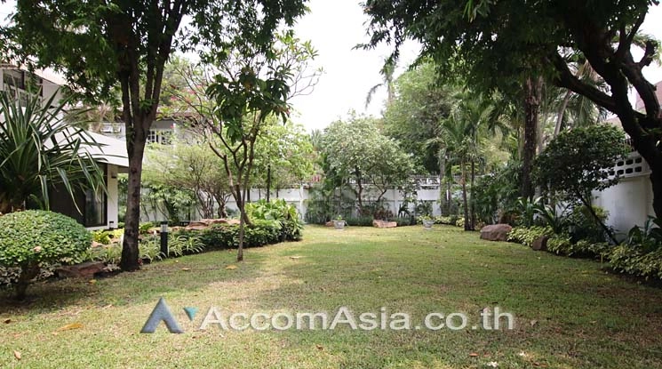 19  4 br House For Rent in Sukhumvit ,Bangkok BTS Ekkamai AA14571