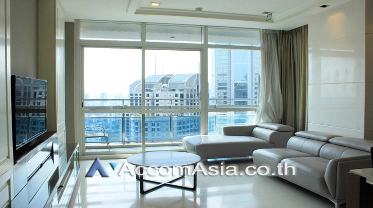 unit 2 Bedrooms  Condominium For Rent in Ploenchit, Bangkok  near BTS Ploenchit (AA14626)