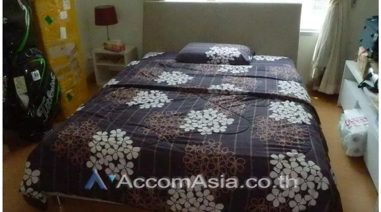 unit 1 Bedroom  Condominium For Rent & Sale in Sukhumvit, Bangkok  near BTS Ekkamai (AA14646)
