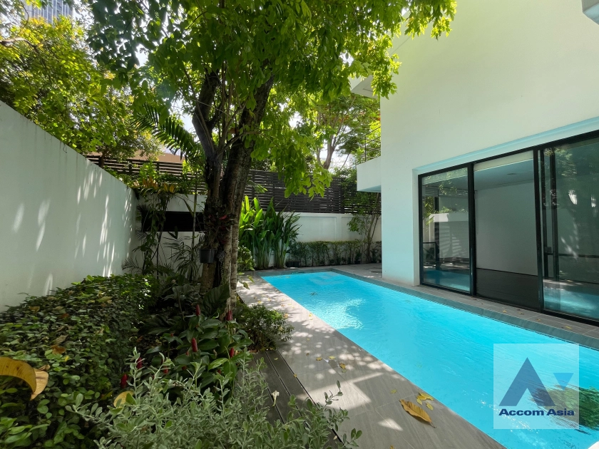 5  4 br House for rent and sale in Sukhumvit ,Bangkok BTS Thong Lo AA14650