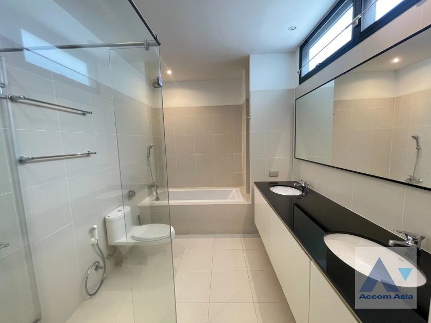 19  4 br House for rent and sale in Sukhumvit ,Bangkok BTS Thong Lo AA14650