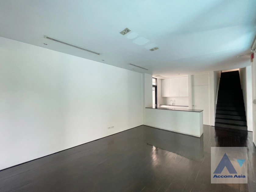 7  4 br House for rent and sale in Sukhumvit ,Bangkok BTS Thong Lo AA14650