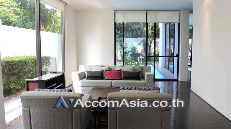Private Swimming Pool, Pet friendly |  4 Bedrooms  House For Rent in Sukhumvit, Bangkok  near BTS Thong Lo (AA14651)