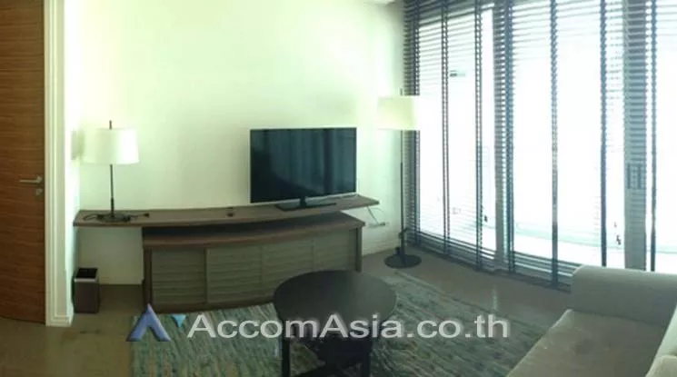  1 Bedroom  Condominium For Sale in Charoennakorn, Bangkok  near BTS Krung Thon Buri (AA14770)