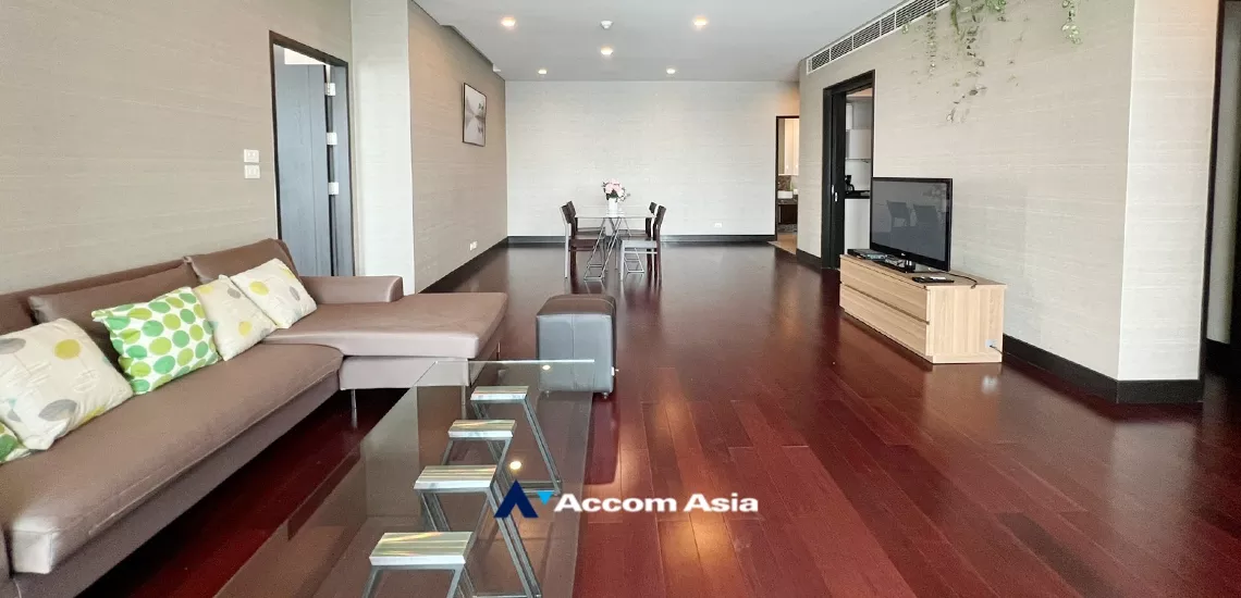  1  2 br Condominium For Rent in Ploenchit ,Bangkok BTS Chitlom at The Park Chidlom AA14779