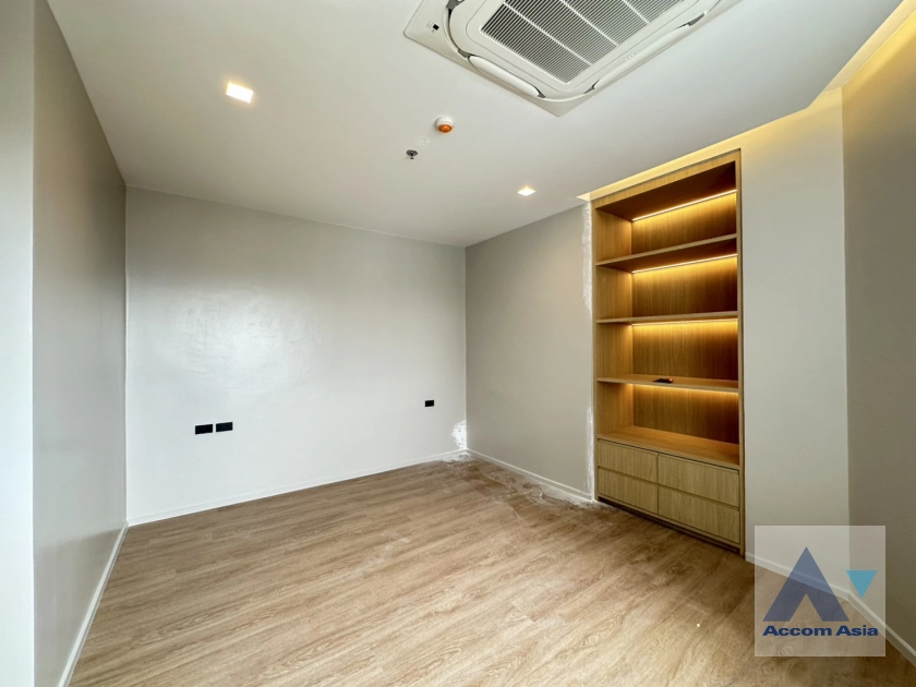 5  4 br Apartment For Rent in Sathorn ,Bangkok BRT Technic Krungthep at Perfect life in Bangkok AA14784