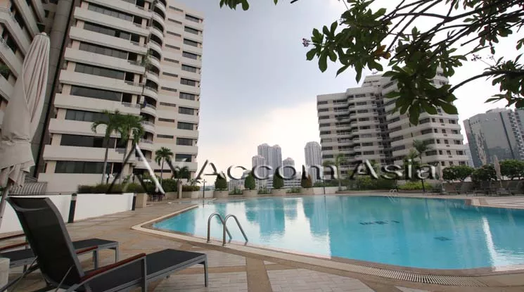  Ruamsuk Condominium  3 Bedroom for Rent BTS Phrom Phong in Sukhumvit Bangkok