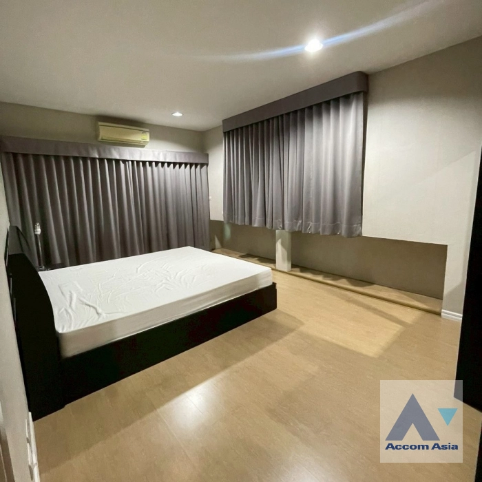 7  2 br Condominium for rent and sale in Ploenchit ,Bangkok BTS Ploenchit at Renova Residence AA14805