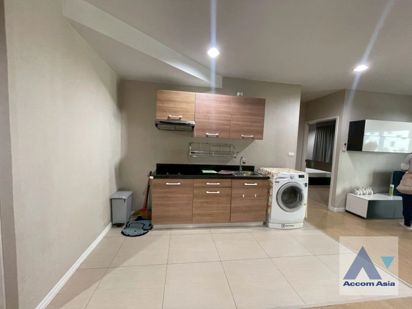 5  2 br Condominium for rent and sale in Ploenchit ,Bangkok BTS Ploenchit at Renova Residence AA14805