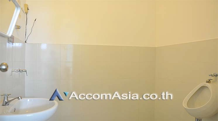 10  3 br House for rent and sale in Sukhumvit ,Bangkok BTS Ekkamai AA14855