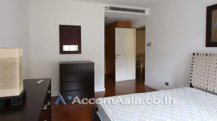 10  2 br Condominium For Rent in Ploenchit ,Bangkok BTS Ploenchit at Baan Siri Ruedee AA14881