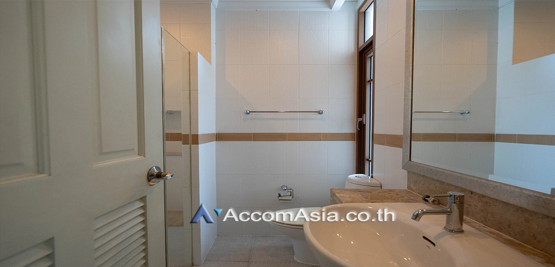 11  4 br House for rent and sale in Sukhumvit ,Bangkok BTS Phra khanong at Baan Sansiri Sukhumvit 67 AA14888