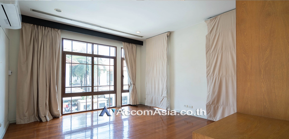 8  4 br House for rent and sale in Sukhumvit ,Bangkok BTS Phra khanong at Baan Sansiri Sukhumvit 67 AA14888