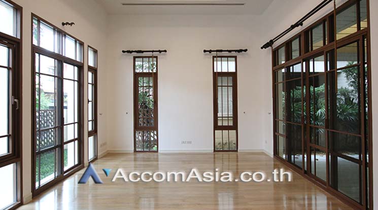  4 Bedrooms House For Rent in sukhumvit ,Bangkok BTS Phra khanong at Baan Sansiri Sukhumvit 67 AA14889