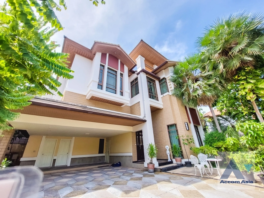  1  5 br House for rent and sale in Sukhumvit ,Bangkok BTS Phra khanong at Baan Sansiri Sukhumvit 67 AA14897