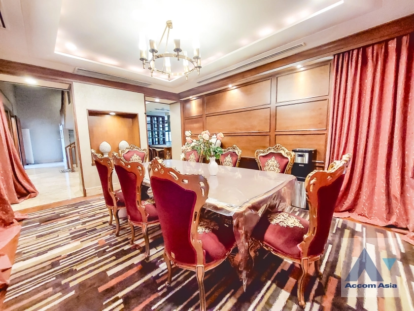 9  5 br House for rent and sale in Sukhumvit ,Bangkok BTS Phra khanong at Baan Sansiri Sukhumvit 67 AA14897