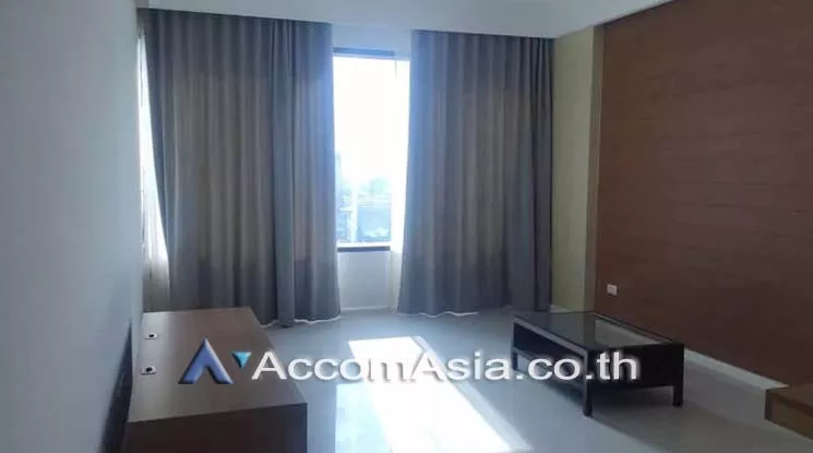  Royal Maneeya Executive Residence Condominium  2 Bedroom for Rent BTS Chitlom in Ploenchit Bangkok