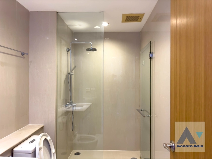 7  2 br Condominium for rent and sale in Ploenchit ,Bangkok BTS Chitlom at Royal Maneeya Executive Residence AA14904