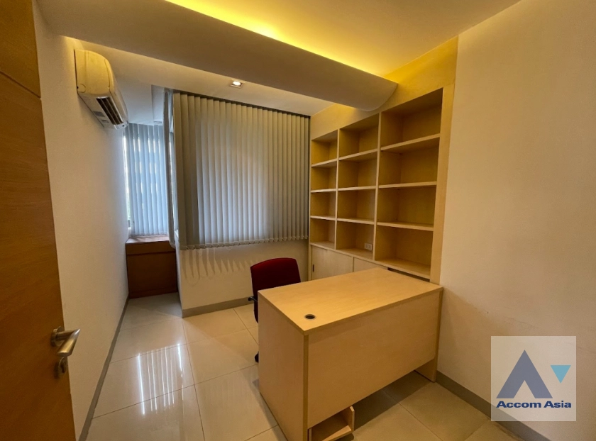 6  Condominium For Rent in Sukhumvit ,Bangkok MRT Queen Sirikit National Convention Center at Monterey Place AA14917