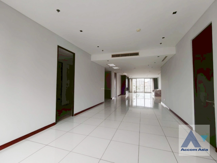 unitBig Balcony, Pet friendly |  3 Bedrooms  Condominium For Rent in Sukhumvit, Bangkok  near BTS Asok - MRT Sukhumvit (AA14924)