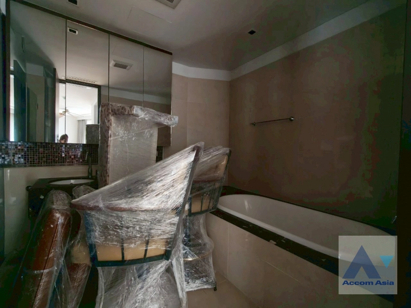 24  3 br Condominium For Rent in Sukhumvit ,Bangkok BTS Asok - MRT Sukhumvit at The Lakes AA14924