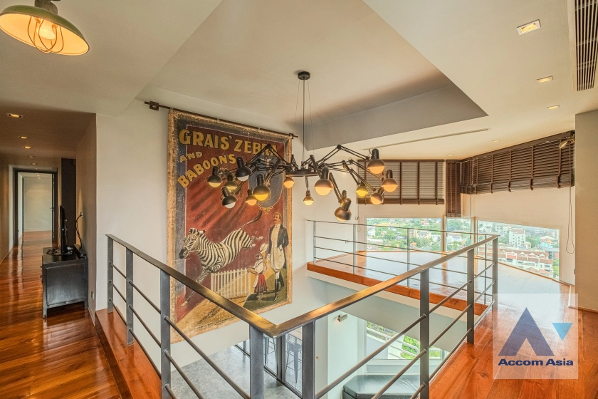 8  4 br Condominium For Rent in Sukhumvit ,Bangkok BTS Ekkamai at La Cascade AA14937