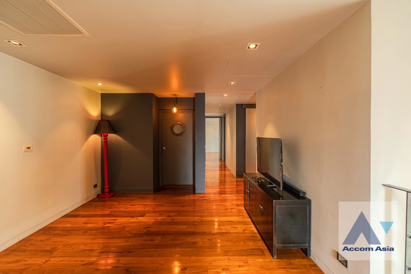 22  4 br Condominium For Rent in Sukhumvit ,Bangkok BTS Ekkamai at La Cascade AA14937