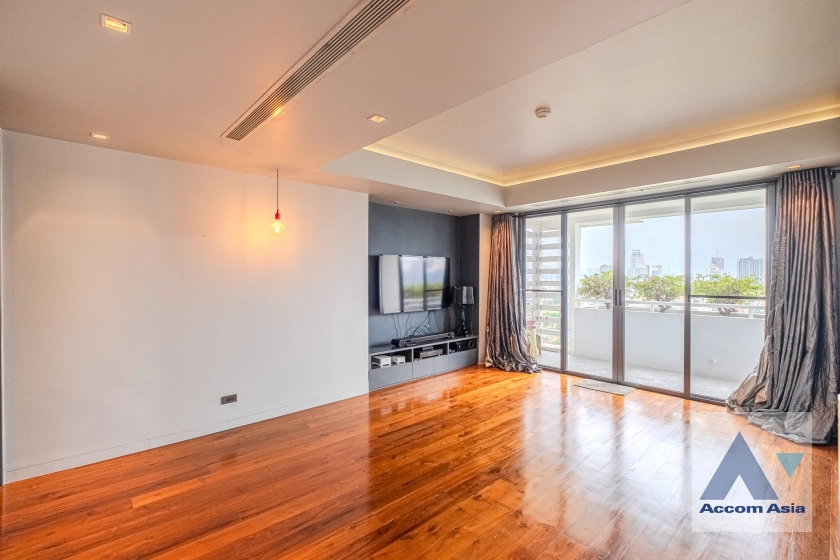 23  4 br Condominium For Rent in Sukhumvit ,Bangkok BTS Ekkamai at La Cascade AA14937