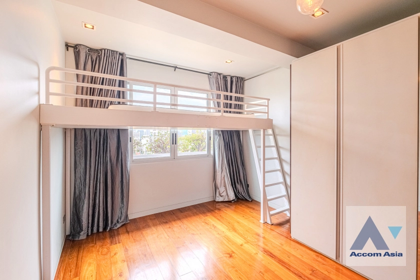 34  4 br Condominium For Rent in Sukhumvit ,Bangkok BTS Ekkamai at La Cascade AA14937