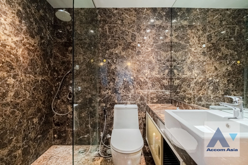 36  4 br Condominium For Rent in Sukhumvit ,Bangkok BTS Ekkamai at La Cascade AA14937