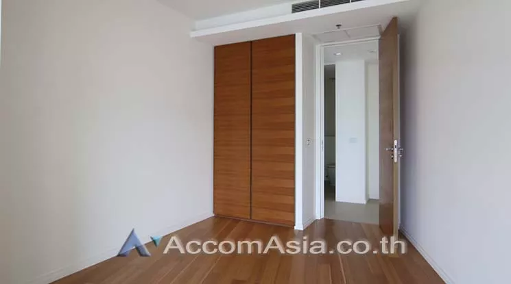 7  3 br Condominium For Sale in Charoen Nakhon ,Bangkok BTS Krung Thon Buri at The River Condominium AA14942