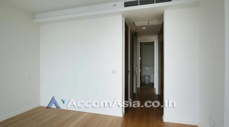 11  3 br Condominium For Sale in Charoen Nakhon ,Bangkok BTS Krung Thon Buri at The River Condominium AA14943