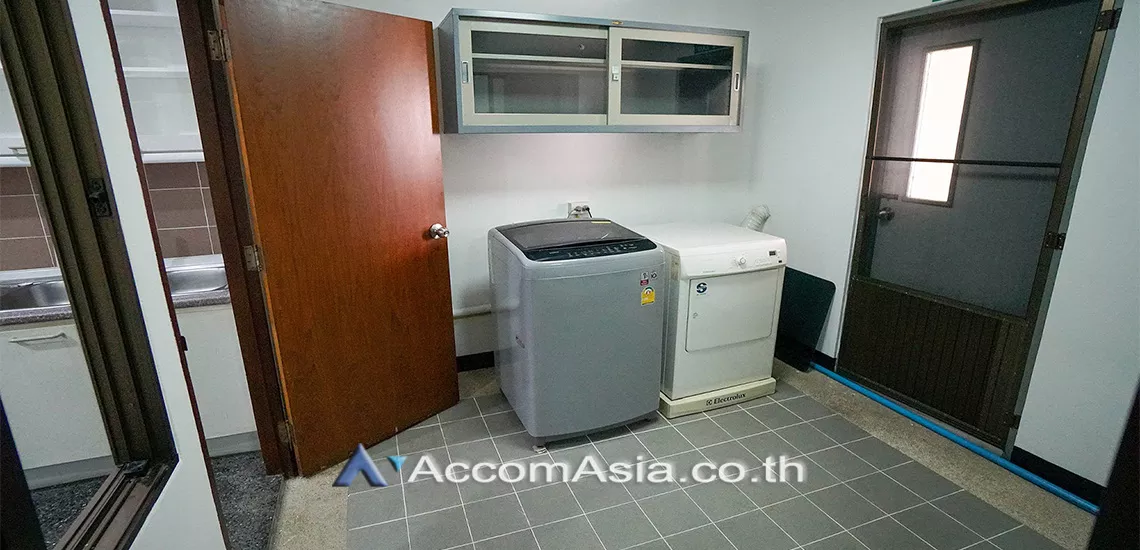 31  3 br Apartment For Rent in Sukhumvit ,Bangkok BTS Phrom Phong at The exclusive private living AA14953