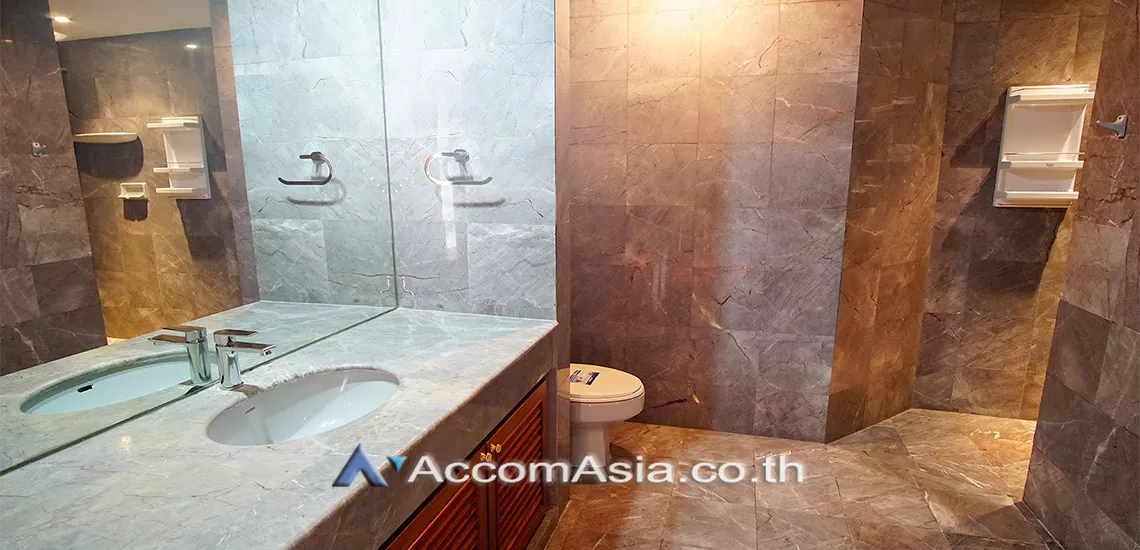 28  3 br Apartment For Rent in Sukhumvit ,Bangkok BTS Phrom Phong at The exclusive private living AA14953