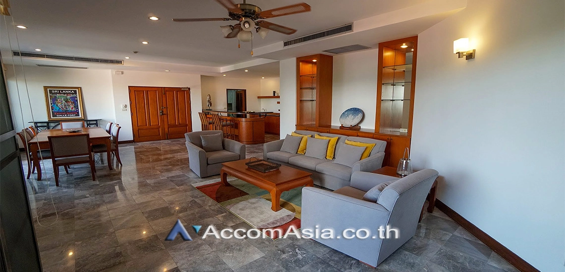 unit 3 Bedrooms  Apartment For Rent in Sukhumvit, Bangkok  near BTS Phrom Phong (AA14953)