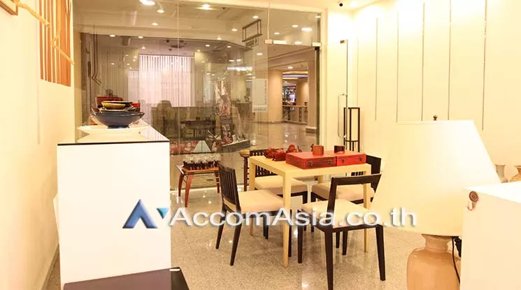 5  Retail / Showroom For Rent in Ploenchit ,Bangkok BTS Chitlom at President Tower AA14955