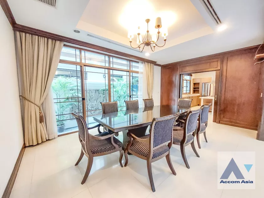 11  4 br House For Rent in Sathorn ,Bangkok BRT Thanon Chan - BTS Saint Louis at Exclusive Resort Style Home  AA14956