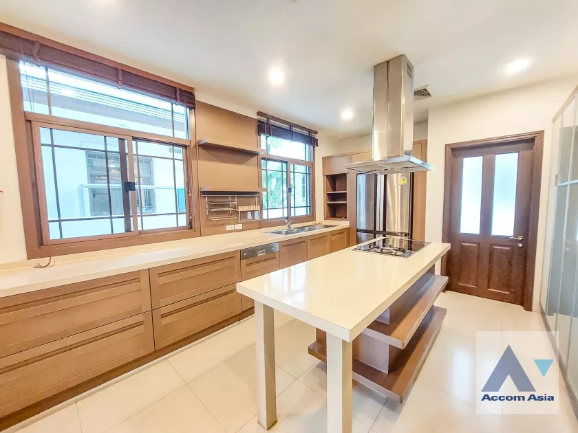 13  4 br House For Rent in Sathorn ,Bangkok BRT Thanon Chan - BTS Saint Louis at Exclusive Resort Style Home  AA14956