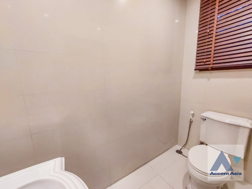 15  4 br House For Rent in Sathorn ,Bangkok BRT Thanon Chan - BTS Saint Louis at Exclusive Resort Style Home  AA14956