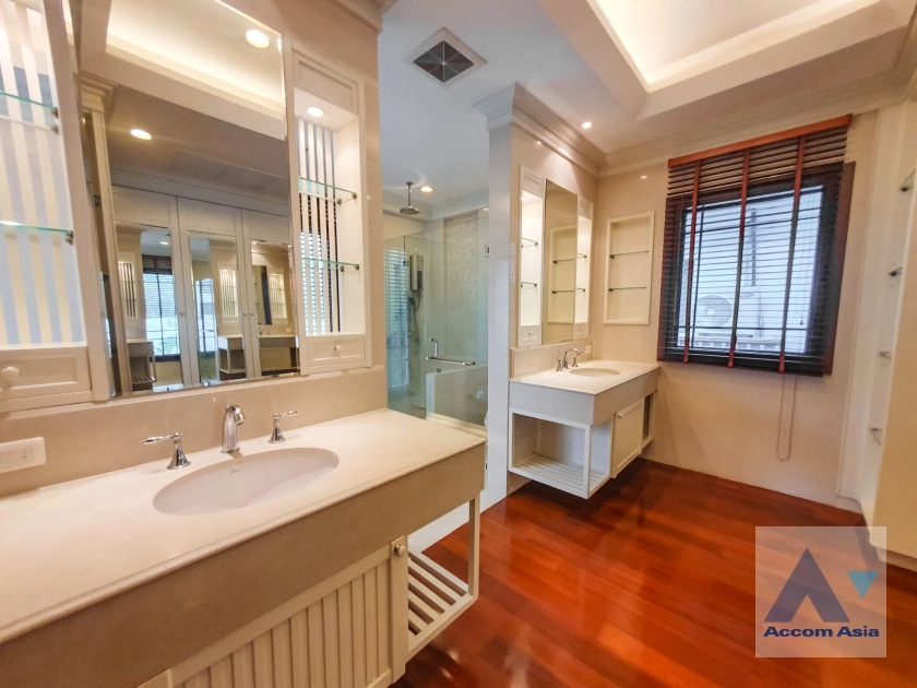 31  4 br House For Rent in Sathorn ,Bangkok BRT Thanon Chan - BTS Saint Louis at Exclusive Resort Style Home  AA14956