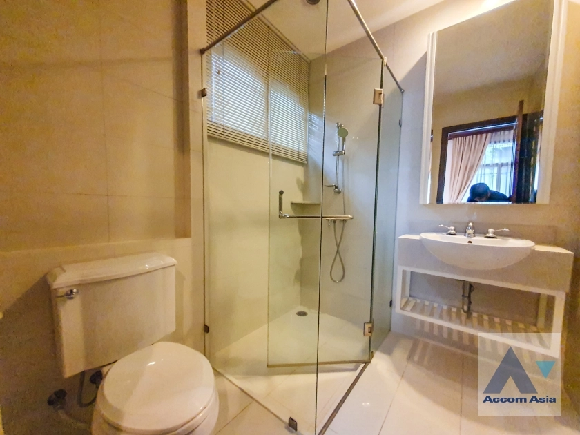 39  4 br House For Rent in Sathorn ,Bangkok BRT Thanon Chan - BTS Saint Louis at Exclusive Resort Style Home  AA14956