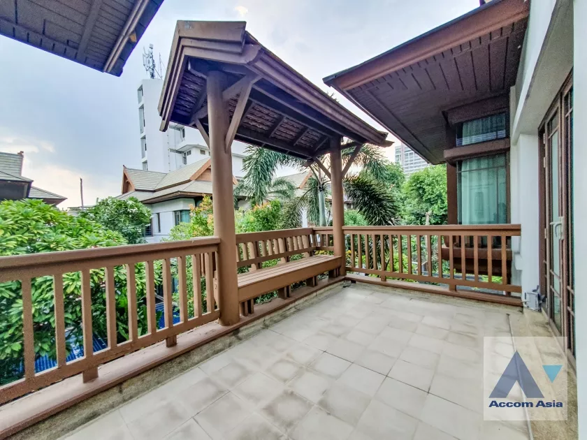 50  4 br House For Rent in Sathorn ,Bangkok BRT Thanon Chan - BTS Saint Louis at Exclusive Resort Style Home  AA14956
