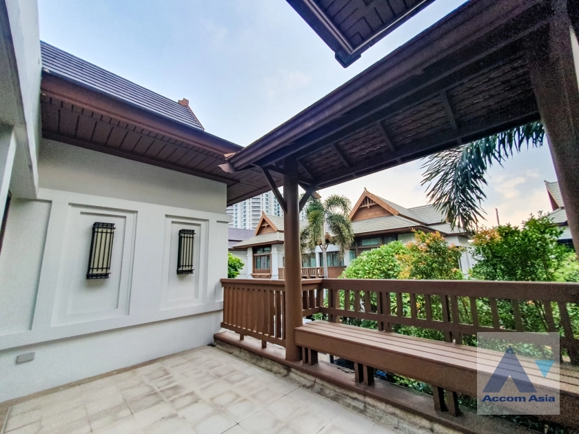 49  4 br House For Rent in Sathorn ,Bangkok BRT Thanon Chan - BTS Saint Louis at Exclusive Resort Style Home  AA14956