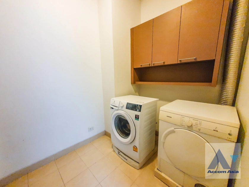 54  4 br House For Rent in Sathorn ,Bangkok BRT Thanon Chan - BTS Saint Louis at Exclusive Resort Style Home  AA14956