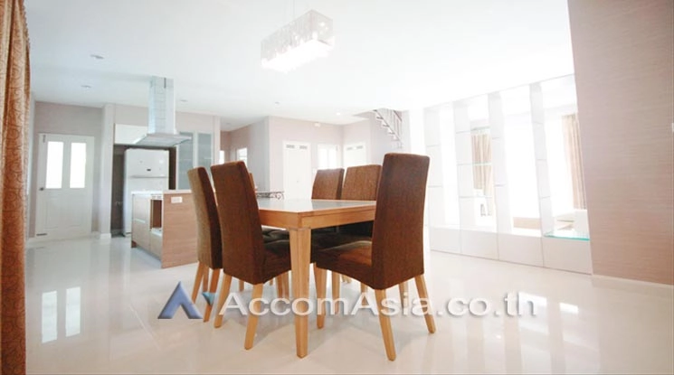 unitPet friendly |  4 Bedrooms  House For Rent in Bang Na, Bangkok  (AA14959)
