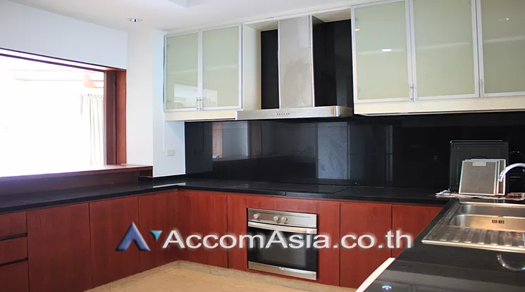 Duplex Condo, Penthouse |  5 Bedrooms  Apartment For Rent in Ploenchit, Bangkok  near BTS Ploenchit (AA14961)