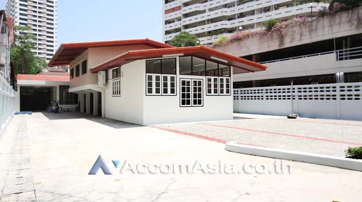 15  House For Rent in Sukhumvit ,Bangkok BTS Thong Lo AA14992