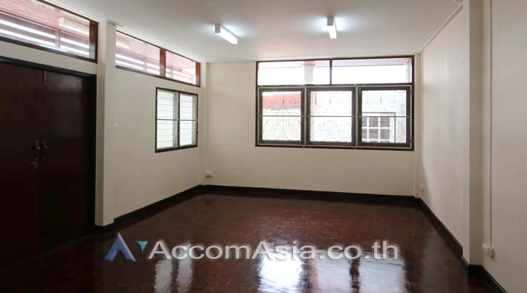 6  House For Rent in Sukhumvit ,Bangkok BTS Thong Lo AA14992